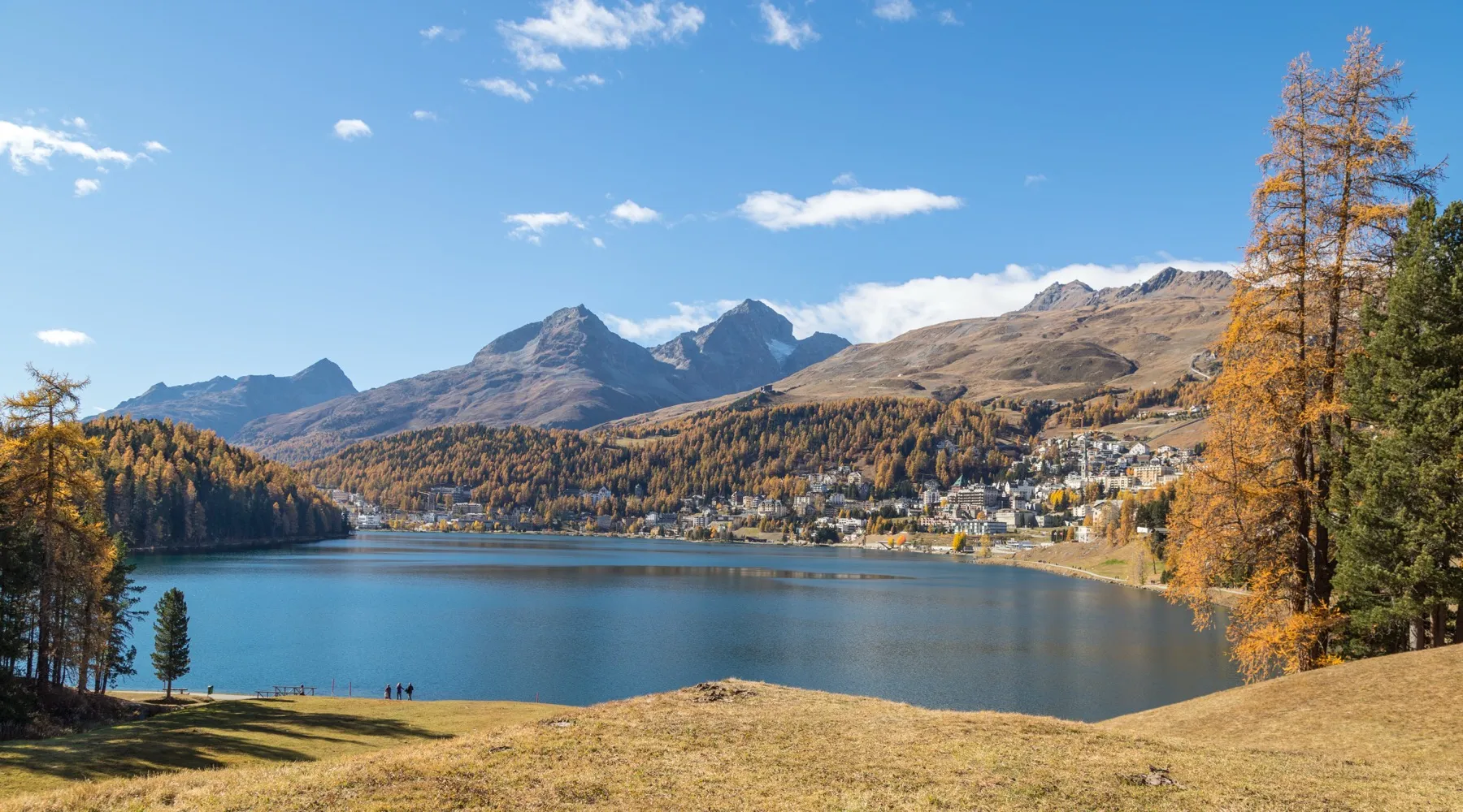 St. Moritz — vista panoramica sul lago