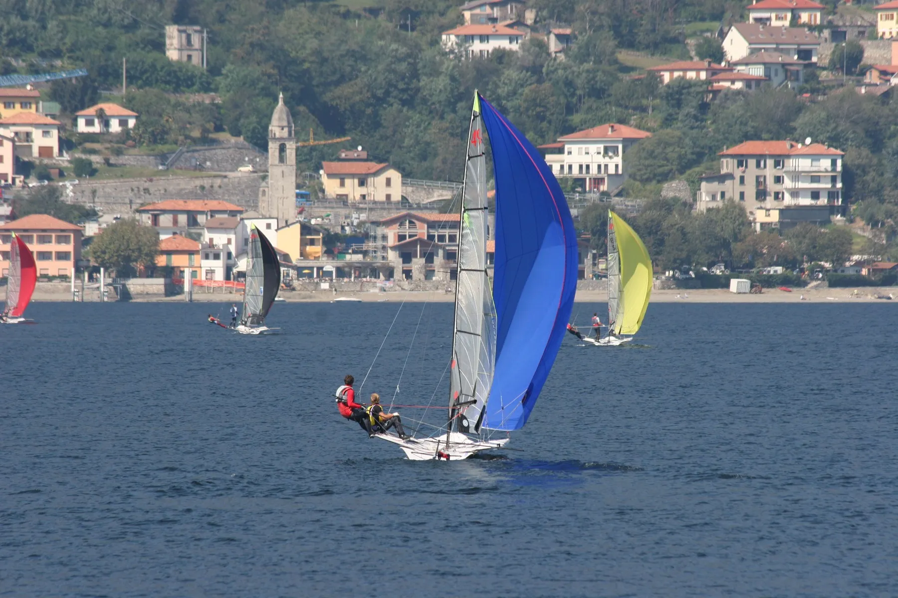 Vela sul Lago di Como
